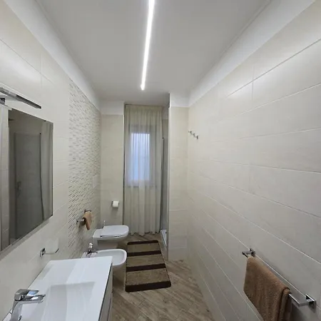 Casa Tucci - Relax Moderno A Pochi Passi Dal Mare Apartman Barletta