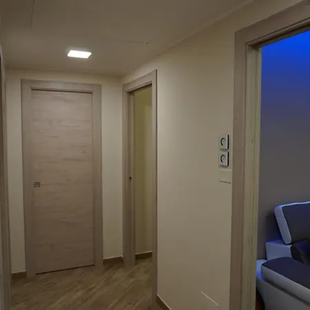 Casa Tucci - Relax Moderno A Pochi Passi Dal Mare Apartmán *